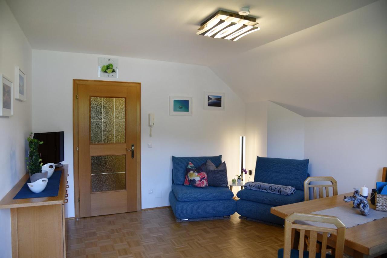 Haus Christina Apartment Weissensee Bagian luar foto