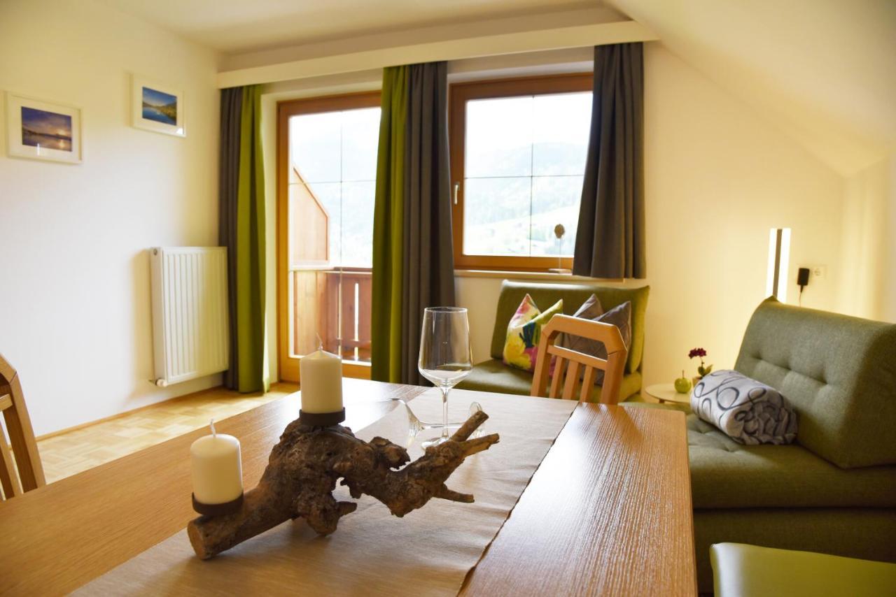 Haus Christina Apartment Weissensee Bagian luar foto