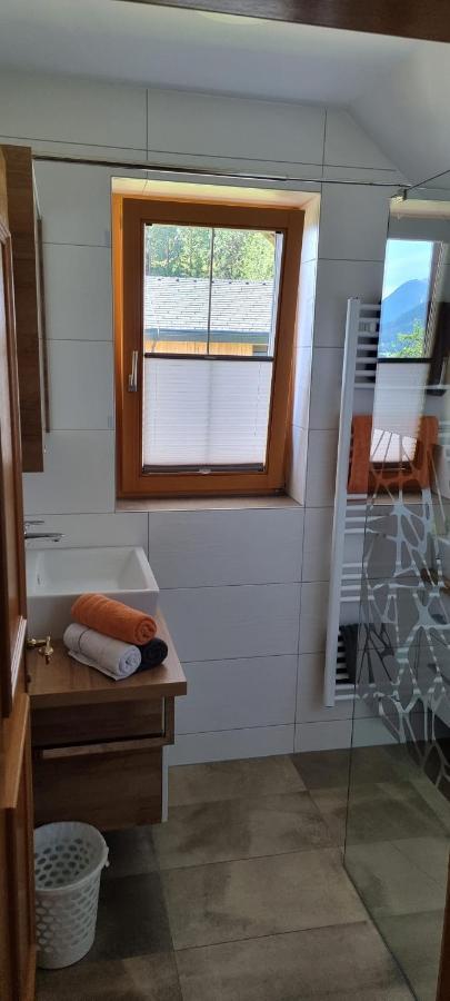 Haus Christina Apartment Weissensee Bagian luar foto